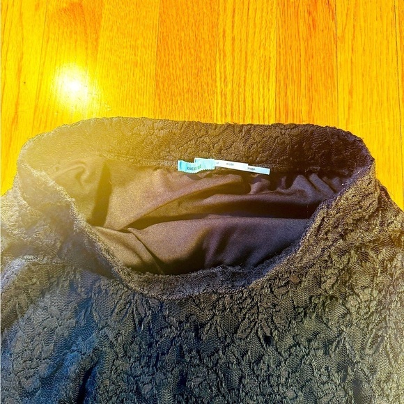 Kimchi Blue Mini Lace Skirt | So Lovely and Gorgeous! 🤩 - Picture 7 of 11